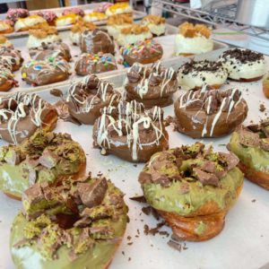 🍩 Boîte de 6 Beignes Cochons – Surprise du Chef